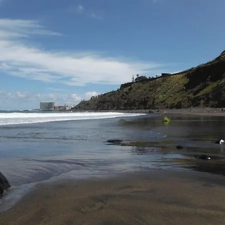 Apartamento Coastal Vista: Retreat In Nature Bajamar (La Laguna)