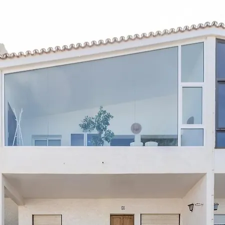 아파트 Coastal Vista: Retreat In Nature