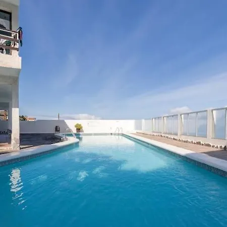 Coastal Vista: Retreat In Nature * Bajamar (La Laguna)