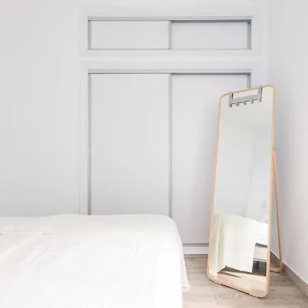 Coastal Vista: Retreat In Nature Bajamar (La Laguna)