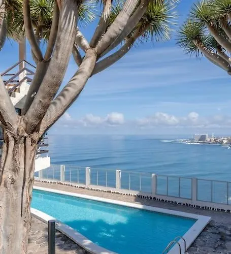 Coastal Vista: Retreat In Nature Bajamar (La Laguna)