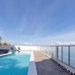 Coastal Vista: Retreat In Nature 아파트